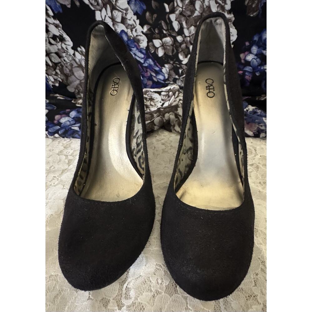 Cato Black Wedge Heels, Closed Toe, Faux Suede Upper, Size 7